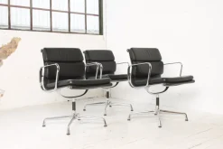 Pamono Soft Pad Ea 207 Chair by Charles & Ray Eames for Vitra Outlet