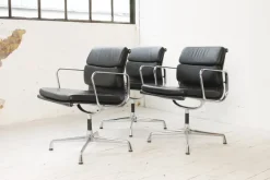 Pamono Soft Pad Ea 207 Chair by Charles & Ray Eames for Vitra Outlet