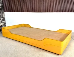 Pamono Space Age Daybed by Marc Berthier for Roche Bobois, 1960s Outlet