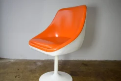 Pamono Space Age Swivel Chair in Orange, 1970s Discount