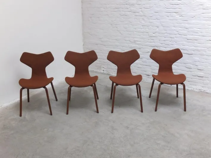 Pamono 1st Edition Grand Prix Chairs by Arne Jacobsen for Fritz Hansen, Set of 4, 1959 New
