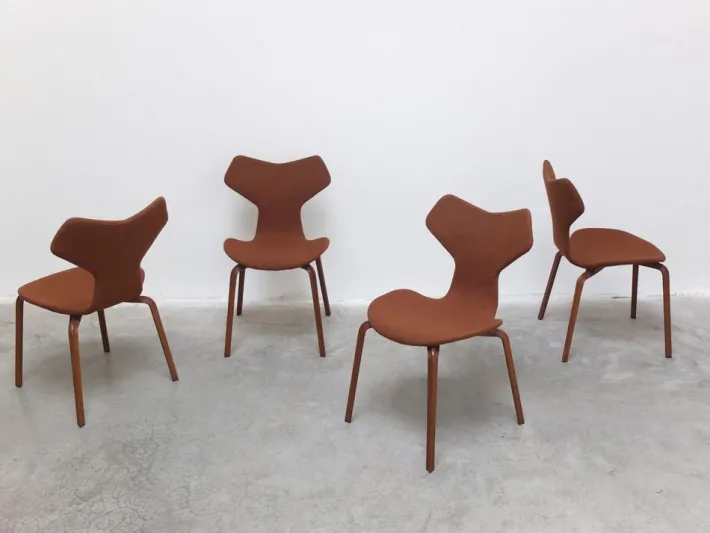 Pamono 1st Edition Grand Prix Chairs by Arne Jacobsen for Fritz Hansen, Set of 4, 1959 New