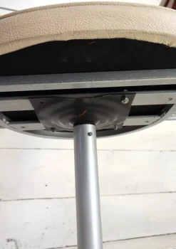 Pamono Steel and Leather Swivel Chair, 1980s Discount