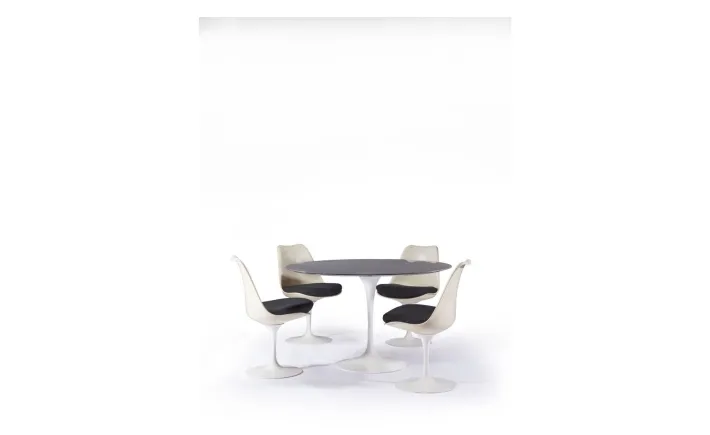 Pamono Swivel Chairs by Eero Saarinen & Knoll International, 1950s, Set of 4 Sale