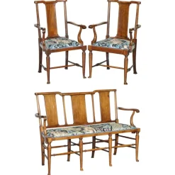 Pamono Tabard Bench & Armchairs in William Morris Upholstery by Richard Norman Shaw, Set of 3 Online
