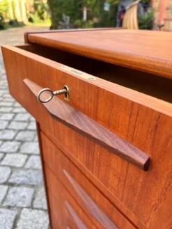 Pamono Teak Chest of Drawers with Lock, Denmark Hot
