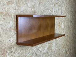 Pamono Teak Wall Shelf, Denmark, 1960s Hot
