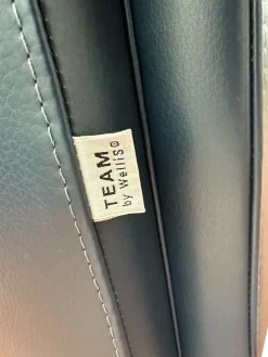 Pamono Team Lounge Chairs in Leather from Wellis, 1980s, Set of 2 Discount