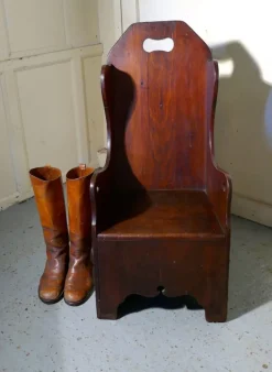 Pamono 19th Century American Pine Childs Country Chair, 1880s Clearance