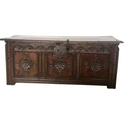 Pamono 18th Century Antique Carved Oak Coffer Best