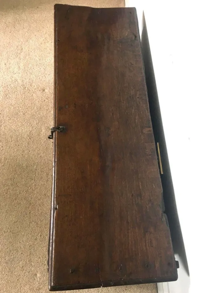 Pamono 18th Century Antique Carved Oak Coffer Best