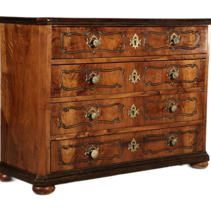 Pamono 18th Century Baroque Chest of Drawers in Walnut, 1750s Sale