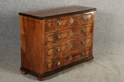Pamono 18th Century Baroque Chest of Drawers in Walnut, 1750s Sale
