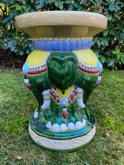 Pamono 20th Century Elephant Garden or Patio Seating, Set of 5 Hot