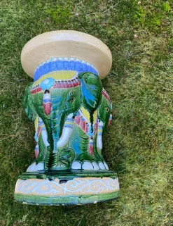 Pamono 20th Century Elephant Garden or Patio Seating, Set of 5 Hot