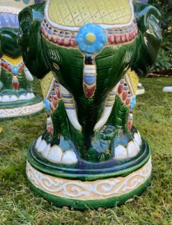 Pamono 20th Century Elephant Garden or Patio Seating, Set of 5 Hot