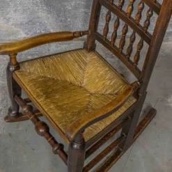 Pamono 18th Century English Spindle Back Rocker Online