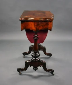 Pamono 19th Century English Victorian Burr Walnut Games Table, 1860s Clearance