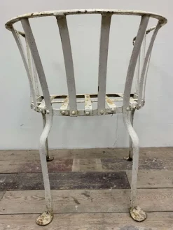 Pamono 19th Century English Wrought Iron Garden Chair with Rounded Back Best