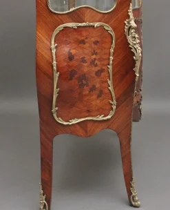 Pamono 19th Century French Kingwood Display Cabinet, 1880s Best