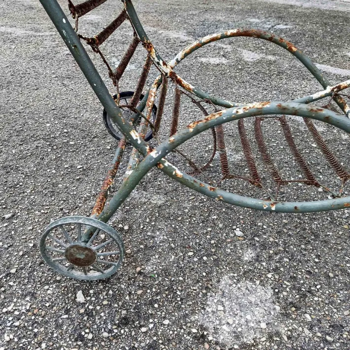 Pamono 20th Century Iron Garden Chaise Lounger Clearance