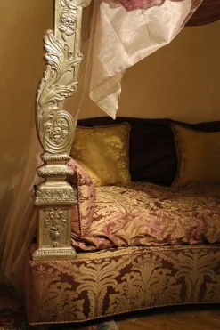 Pamono 19th Century Italian Canopy Bed with Silver Friezes and Upholstered Purple Silk Sale