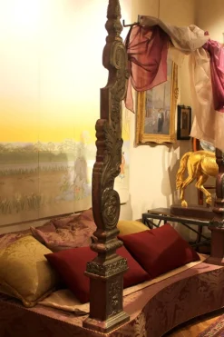 Pamono 19th Century Italian Canopy Bed with Silver Friezes and Upholstered Purple Silk Sale