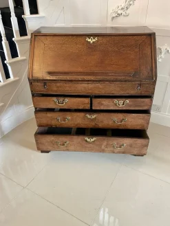 Pamono 17th Century Oak Bureau with Interior, 1680s Outlet