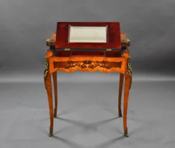 Pamono 19th Century Victorian English Walnut & Marquetry Card Table Discount