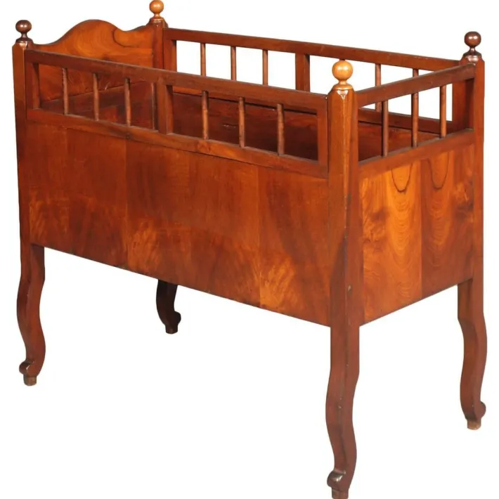 Pamono 19th Century Walnut Cradle Discount