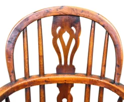 Pamono 19th Century Yew Wood Childs Windsor Armchair, 1820 Discount