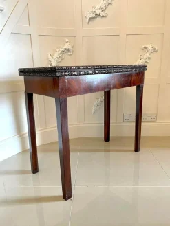 Pamono 18th-Century Chippendale Style Mahogany Carved Card Table Clearance