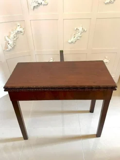 Pamono 18th-Century Chippendale Style Mahogany Carved Card Table Clearance