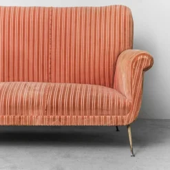 Pamono Three-Seater Sofa in Pink Velvet, 1950s