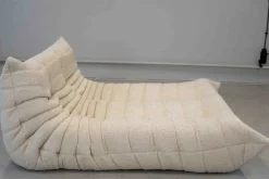 Pamono Togo Chaise Lounge in Bouclette White Fabric attributed to Michel Ducaroy for Ligne Roset, 1974 Sale