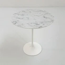 Pamono Tulip Side Table in Marble by Eero Saarinen for Knoll, 1970s Discount