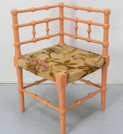 Pamono Turned Corner Chair for Child in Painted Wood & Fabric, 19th Century Outlet