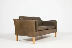 Pamono Two-Seater Sofa in Leather from Vemb, 1980s Outlet
