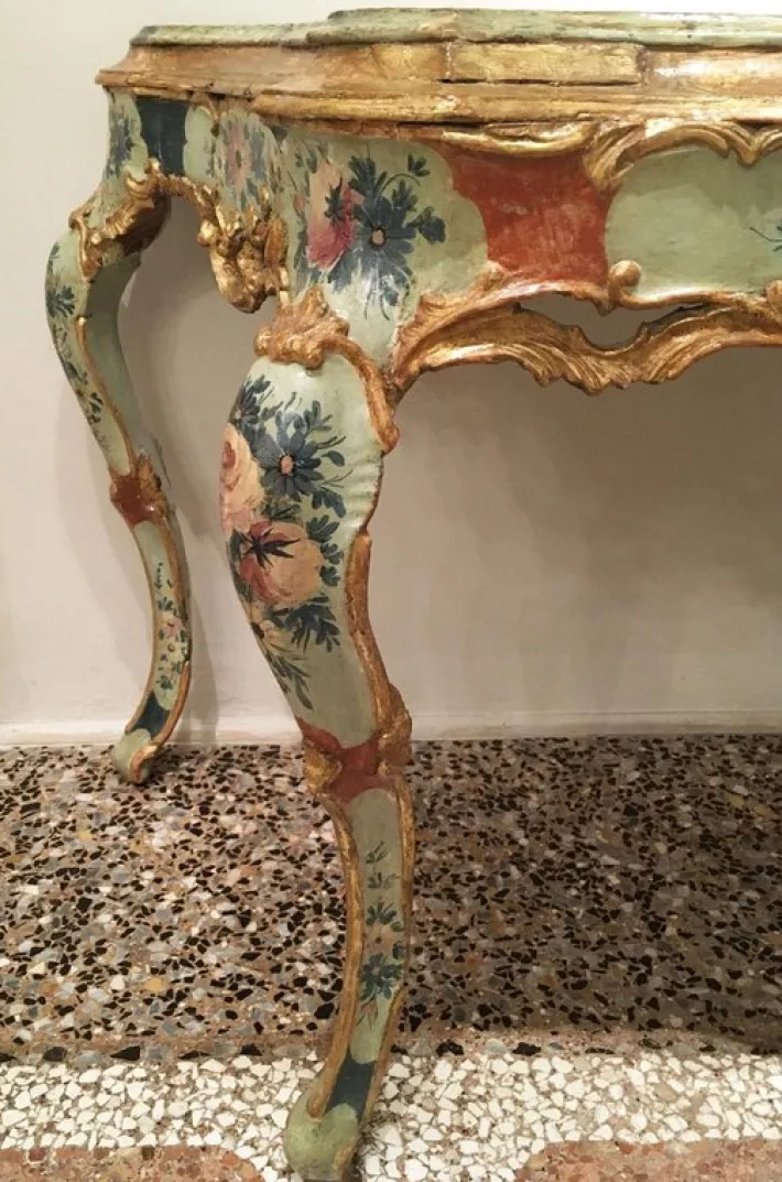 Pamono Venetian Light Blue and Green Lacquered & Engraved Wood Console Table, 1750 New