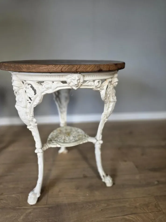 Pamono Victorian Britannia Pub Tables in Cast Iron with Oak Tops, Set of 2 Discount