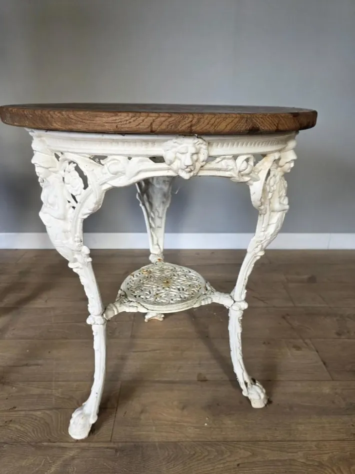 Pamono Victorian Britannia Pub Tables in Cast Iron with Oak Tops, Set of 2 Discount