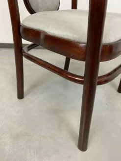 Pamono Vinage Office Chair by Antonín Šuman for Ton, 1960s Clearance