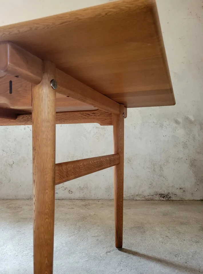 Pamono Vintage AT327 Dining Table in Oak by Hans J. Wegner for Andreas Tuck, 1967 Hot