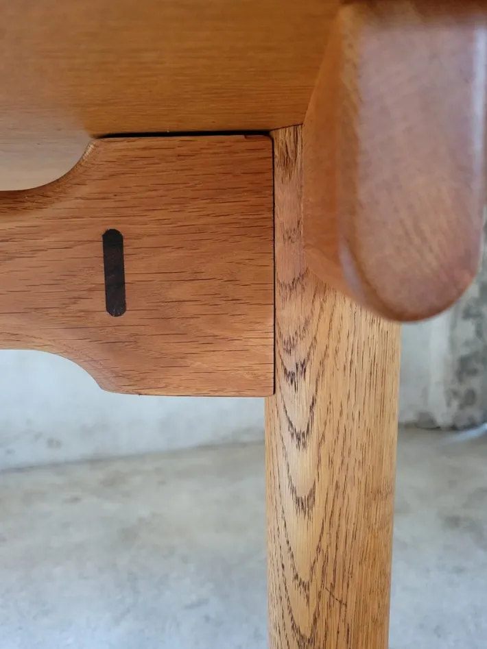 Pamono Vintage AT327 Dining Table in Oak by Hans J. Wegner for Andreas Tuck, 1967 Hot