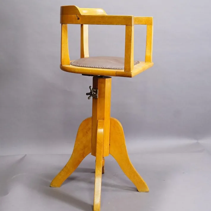 Pamono Vintage Barber Chair for Children, Germany, 1950s