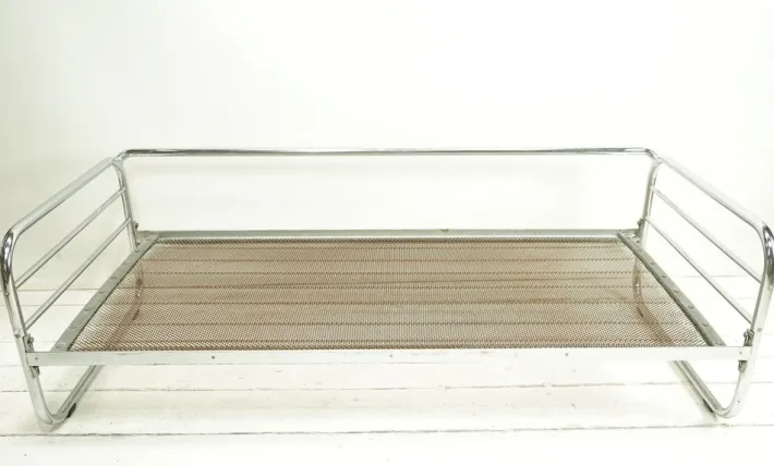 Pamono Vintage Bauhaus Sofa Daybed in Black Leather by Robert Slezak, 1930s