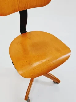 Pamono Vintage Bauhaus Swivel Office Chair in Wood by Böhler, 1940s Discount