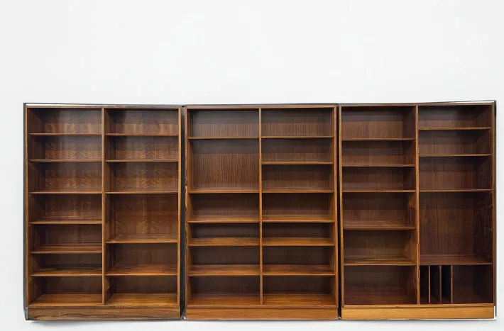 Pamono Vintage Bookcases in Rosewood by Hundevad & Co from Hundevad & Co., Set of 3 Discount