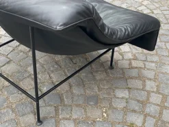 Pamono Vintage Butterfly Black Leather Sofa and Lounge Chairs by Gerard Van Den Berg for Montis, 1980s, Set of 3 Online