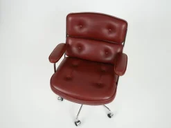 Pamono Vintage Charles Eames Lobby Chair ES104 by Herman Miller for Vitra, 1970s Outlet